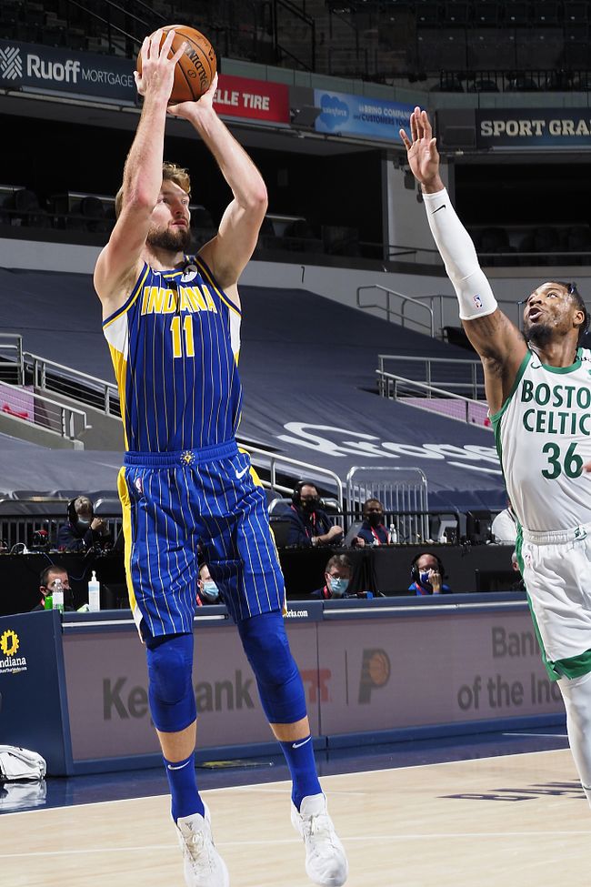 威廉姆斯绝杀红牛车队，皮亚斯特里状态火热